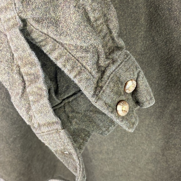 Men’s Field & Stream Cotton Button Down - Picture 3 of 7